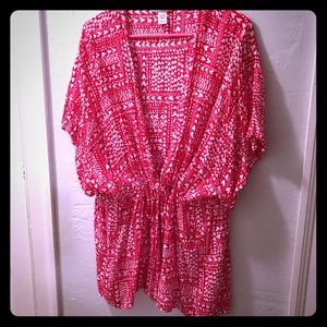 Victoria’s Secret heart patterned lightweight robe